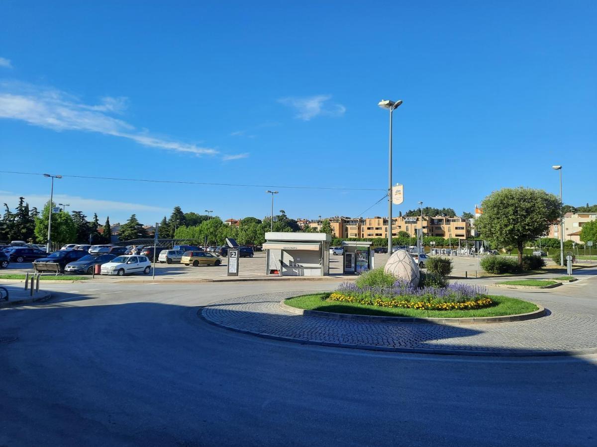 Parentium Town Center Apartamento Poreč Exterior foto